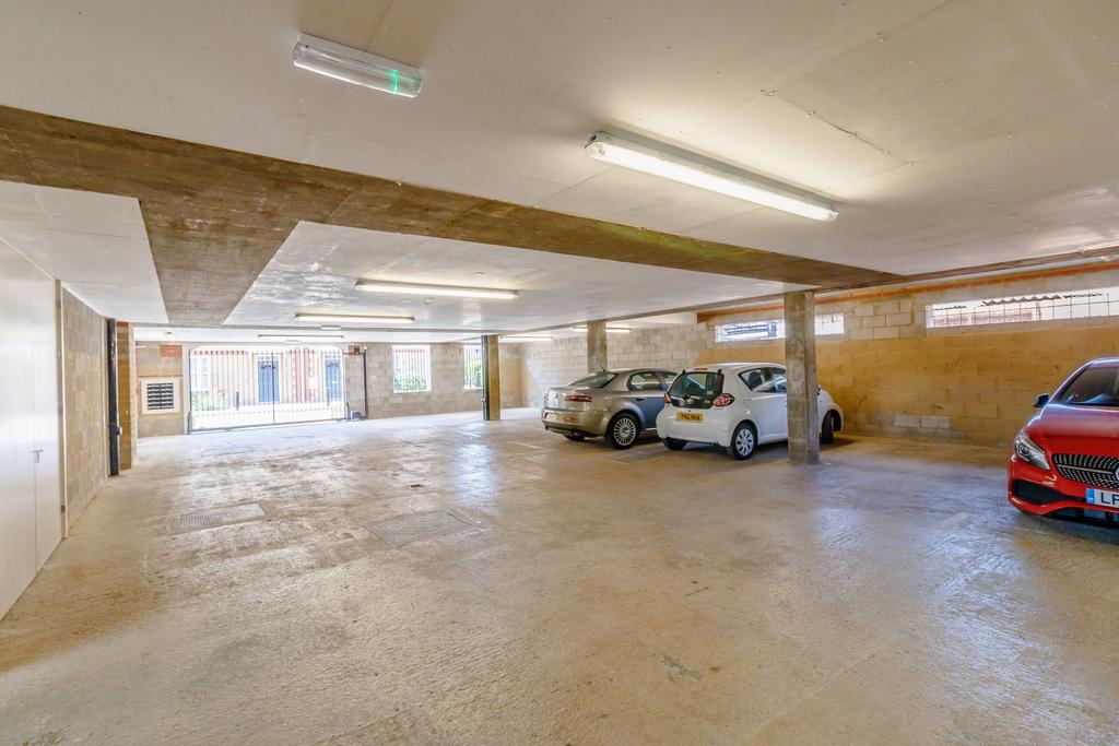 Car Garage
