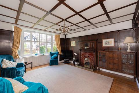 11 Dudley Grove, Epsom, KT18 7NB