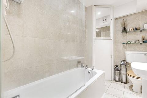 1 bedroom flat to rent, Crookham Road, Parsons Green, London