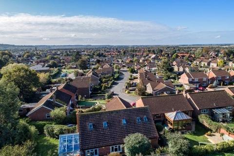 4 bedroom detached house to rent, Tudor Way, Dersingham