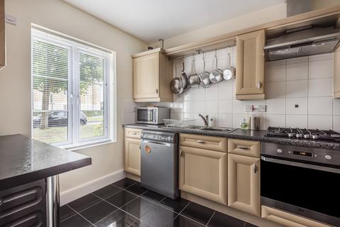42 Ash Avenue, Carterton, OX18 1GP