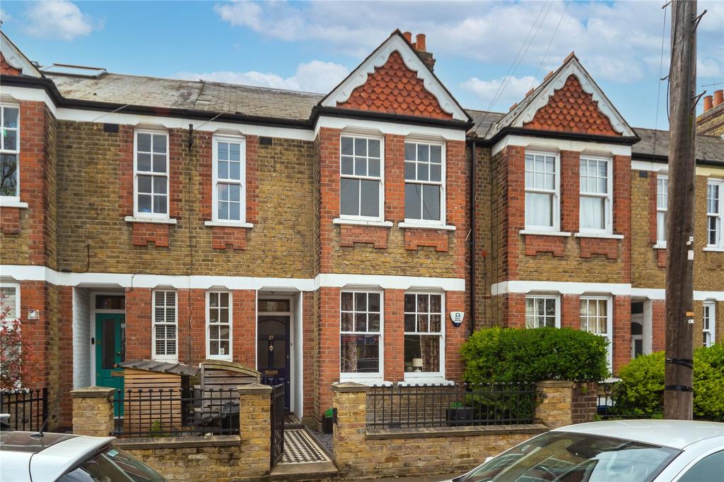 Chilton Road, Richmond, TW9 2 bed maisonette - £3,000 pcm (£692 pw)