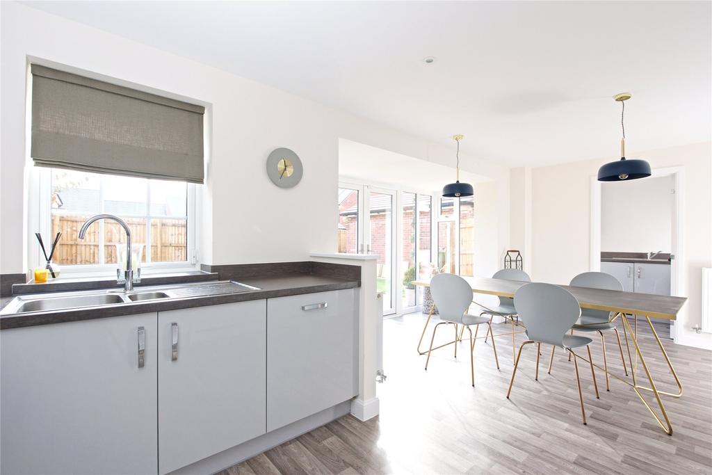 Kitchen/Dining Room
