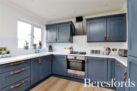 3 bedroom semi-detached house for sale - Burgess Field, Chelmsford, CM2