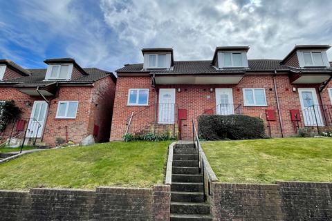 4 Priests Mews, Swanage, BH19 2RG