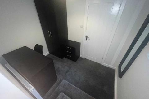 2 bedroom terraced house to rent - Hannan Road, Liverpool