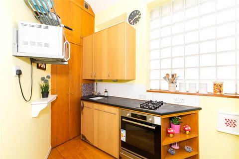 1 bedroom detached house to rent, Gillespie Road, London, N5