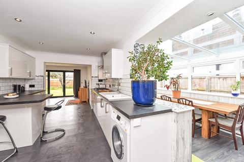 11 Arundel Way, Bognor Regis, PO22 6JH