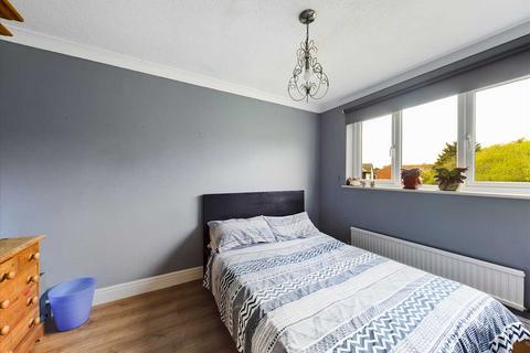 13 Clarence Close, Chelmsford, CM2 6SE