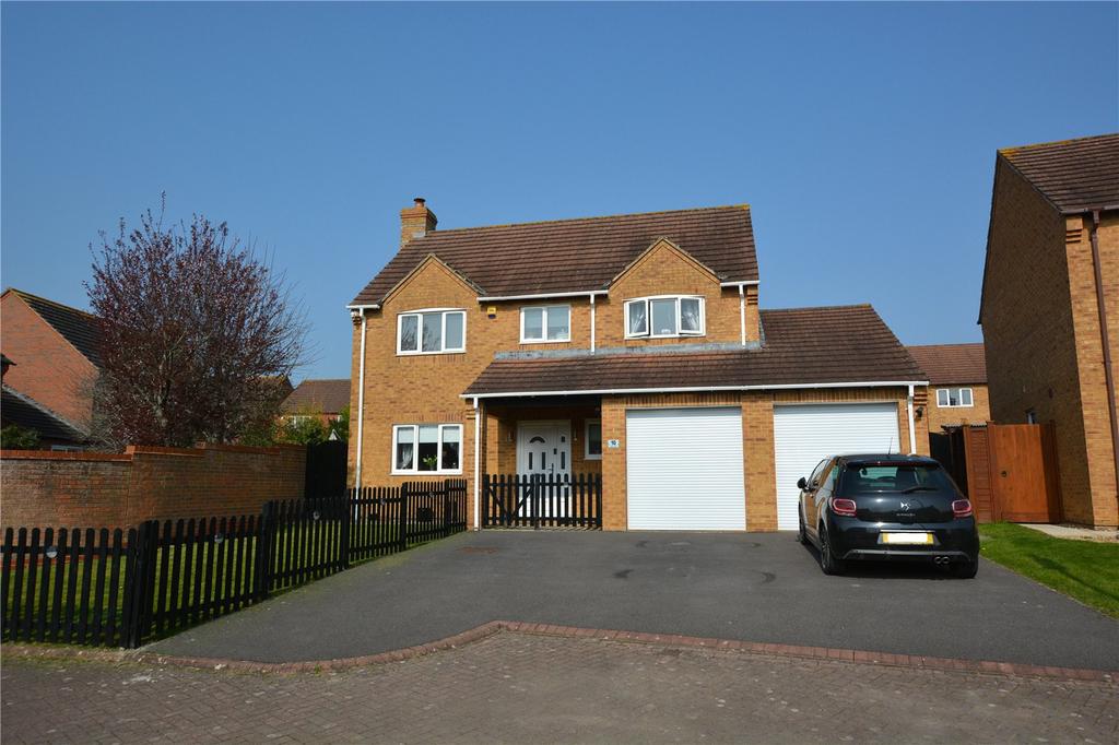 Pintail Close, Quedgeley, Gloucester... 4 bed detached house £475,000