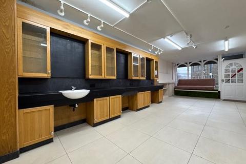 Shop to rent - Queen Victoria Street, Tredegar