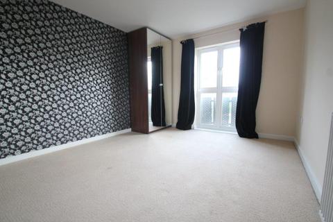 2 bedroom flat for sale - Monet House, Cassio Place, Watford, WD18 7AR