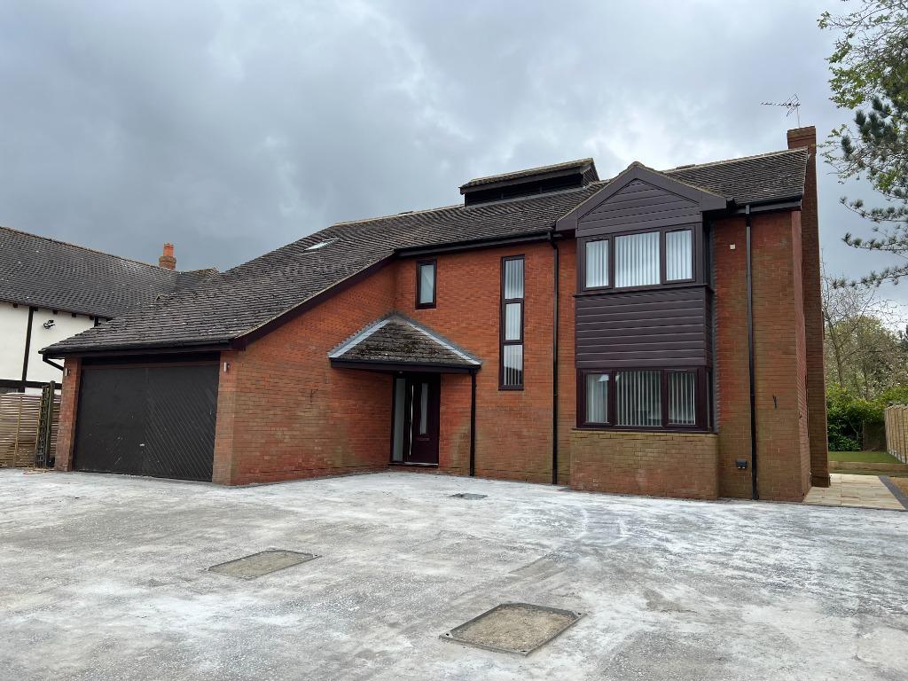 Cadman Square, Shenley Lodge, Milton Keynes, MK5 4 bed detached house