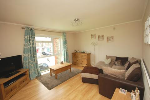 undefined, Cluff Court, CM14
