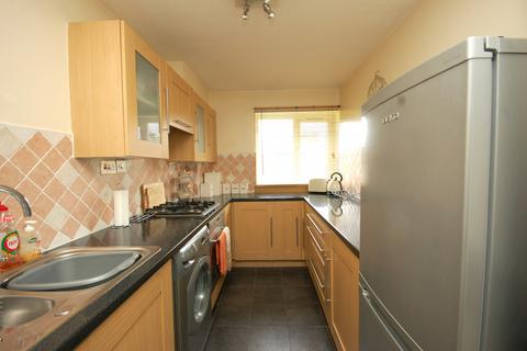 undefined, Cluff Court, CM14