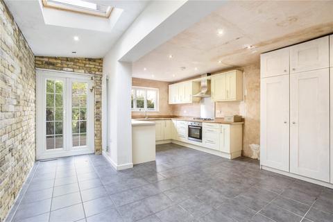 1 Colne Road, London, E5 0HR