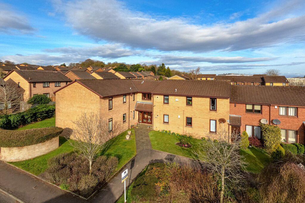 Greenfarm Road, Newton Mearns 1 bed flat £110,000