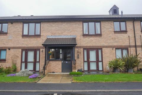 2 bedroom flat for sale - Galloway Court, Pudsey, LS28 8RA