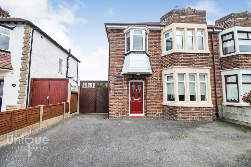Fleetwood Road, Fleetwood, FY7 3 bed semidetached house £189,950