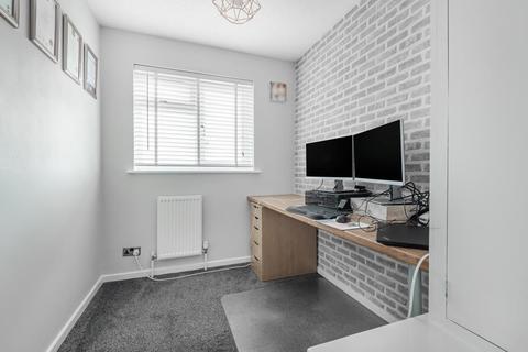 56 Mathias Walk, Basingstoke, RG22 4BZ