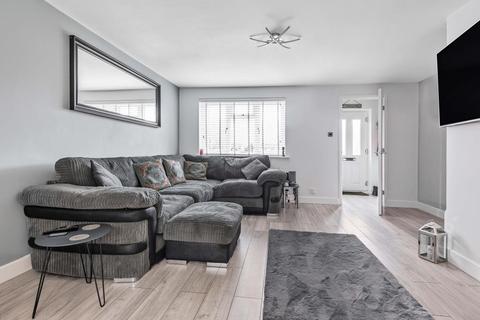 56 Mathias Walk, Basingstoke, RG22 4BZ