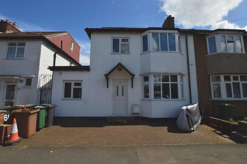 4 bedroom house to rent - Boundary Road, Walthamstow, E17