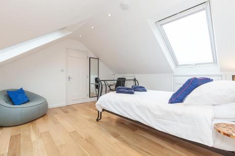 3 bedroom flat to rent, Wharton Road,  Headington,  OX3