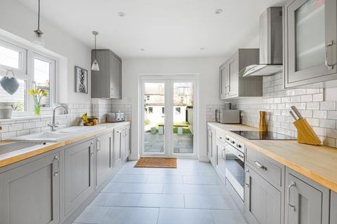 17 Albert Road, Bromley, BR2 9PT