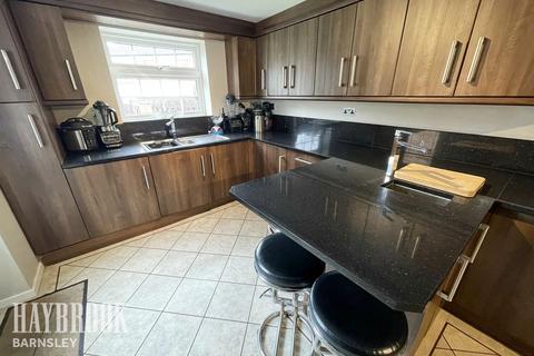 8 Farrow Close, Dodworth, Barnsley, S75 3TE