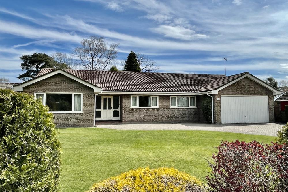 The Glade, Ashley Heath, Ringwood, BH24 2HR 4 bed bungalow £675,000