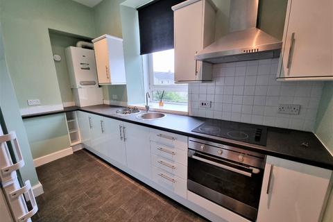 2 bedroom flat to rent, Hill Street, Rosemount, Aberdeen, AB25