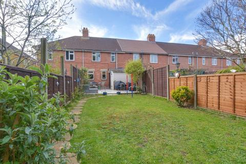 20 Longfield Road, Trowbridge, BA14 7AB