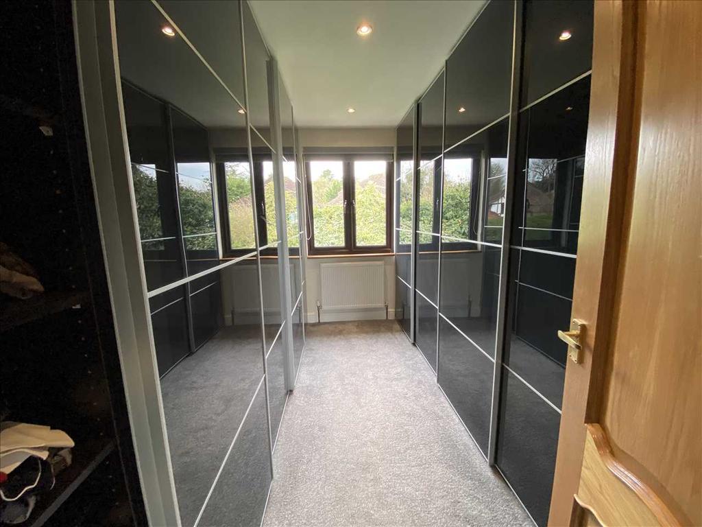 En-suite Dressing
