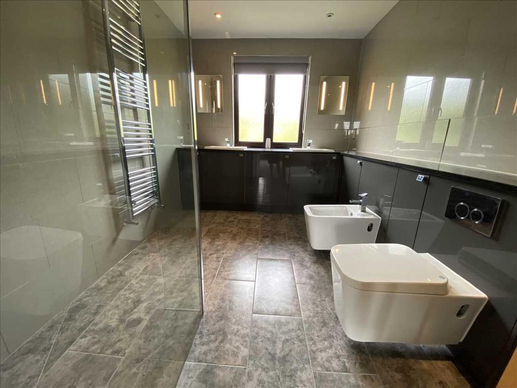 En-suite Shower Room