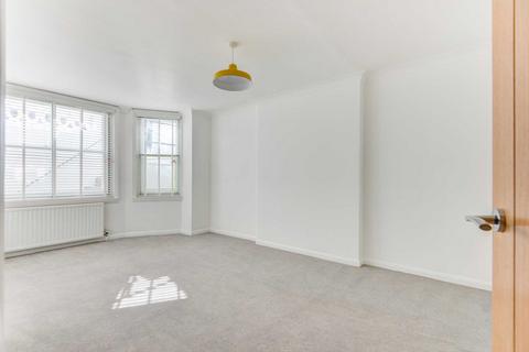 2 bedroom flat to rent, Medina Terrace, Hove