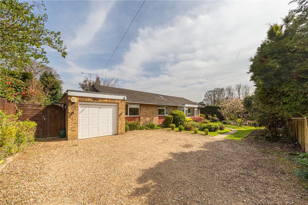 Shootersway, Berkhamsted, Hertfordshire 3 bed bungalow £1,100,000
