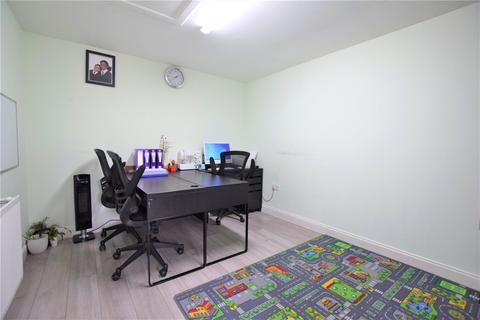 41 Diamond Jubilee Close, Gloucester, GL1 4LR