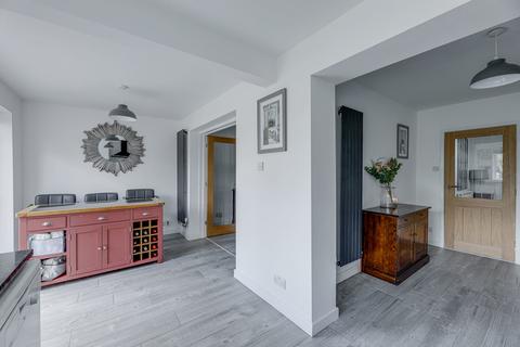 51 Aylesbury Road, Hockley Heath, Solihull, B94 6PD