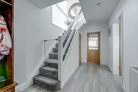 51 Aylesbury Road, Hockley Heath, Solihull, B94 6PD