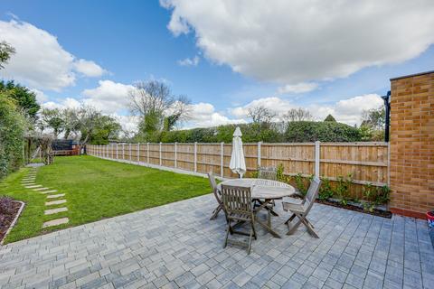 51 Aylesbury Road, Hockley Heath, Solihull, B94 6PD