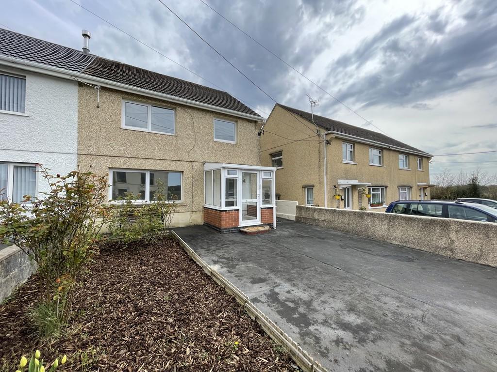 Gwili Avenue, Cwmgwili, Llanelli 3 bed semidetached house £179,995