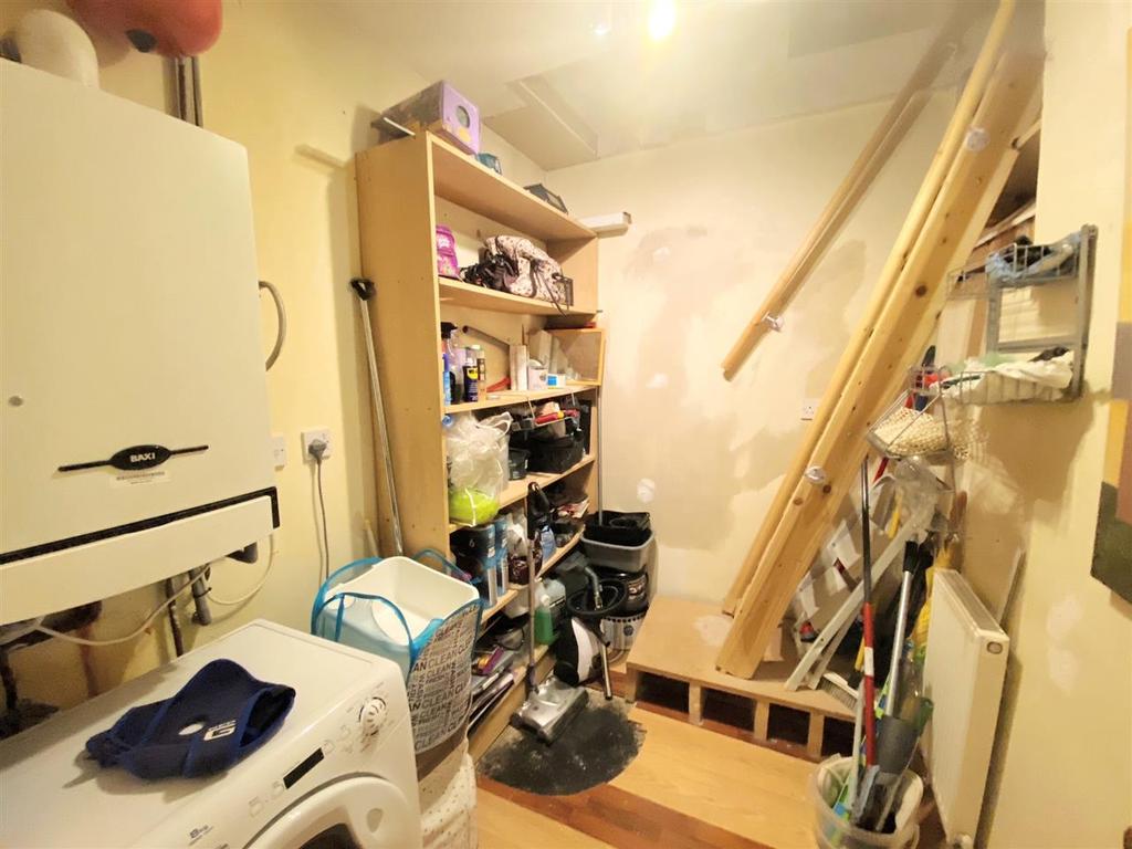 Utility Room/store