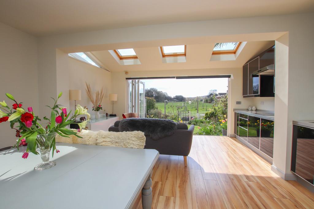 Ringswell Gardens, Grosvenor, Bath 3 bed terraced house £425,000