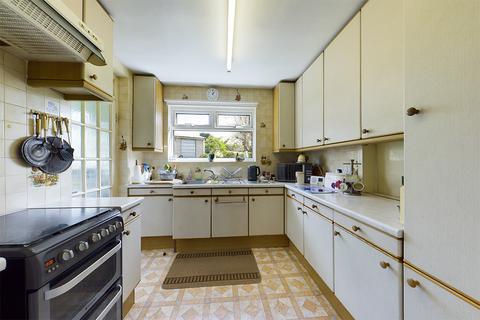49 Pine Gardens, Ruislip, HA4 9TS