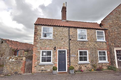 2 bedroom cottage to rent, Northside, Scorton