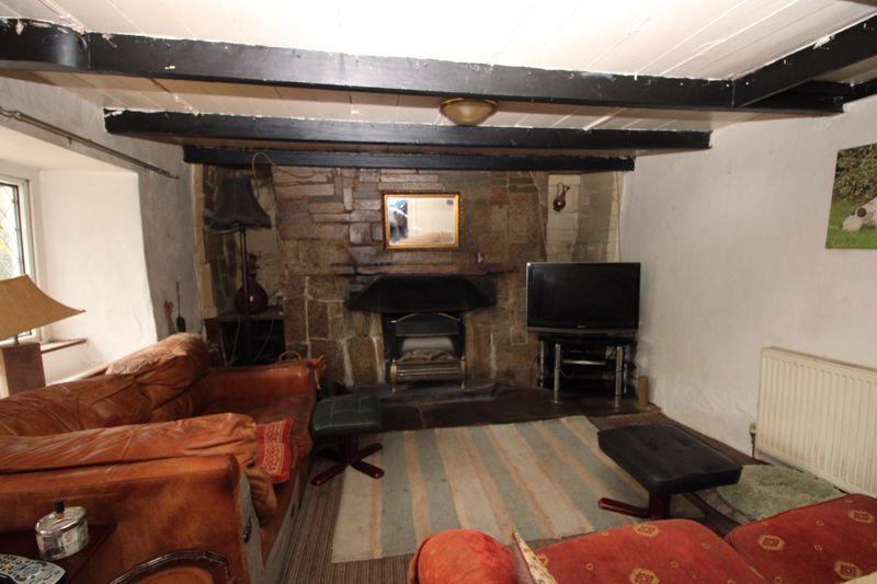 Sitting room/dining