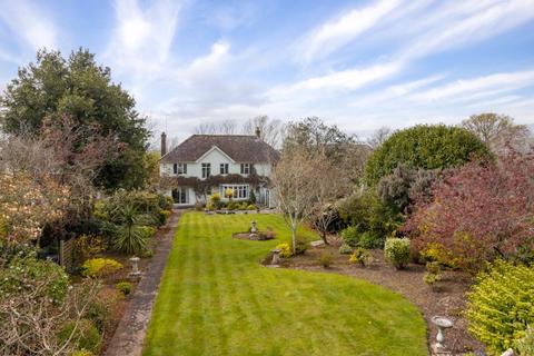 425 Topsham Road, Exeter, EX2 7AB