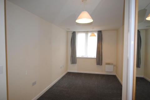 2 bedroom flat to rent - Marriotts Walk, Witney, Oxon, OX28 6GX