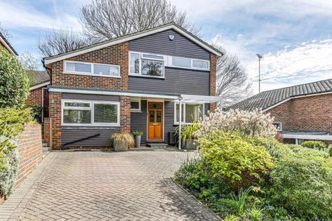 4 bedroom detached house for sale, Bench field, South Croydon, Surrey, CR2 7HX