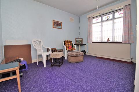 45 Harborough Drive, Walsall, WS9 0ET
